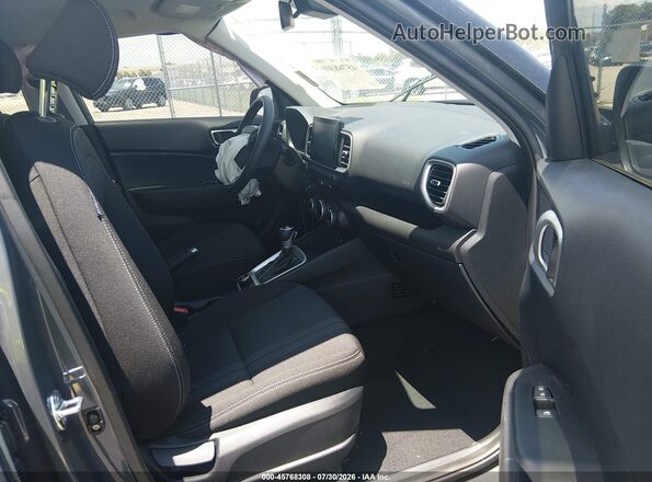 KMHRC8A35TU453903 2026 HYUNDAI VENUE Gray წინა სალონის ხედი