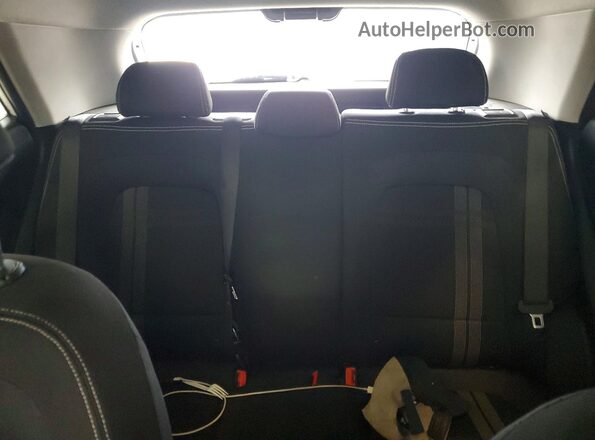 KMHRC8A36LU029758 2020 HYUNDAI VENUE White უკანა სავარძლების ხედი