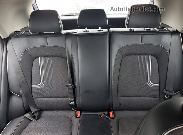 KMHRC8A36PU259290 2023 HYUNDAI VENUE Blue უკანა სავარძლების ხედი