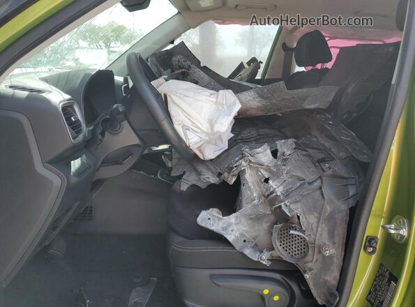 KMHRC8A36RU298352 2024 HYUNDAI VENUE Green წინა სალონის ხედი
