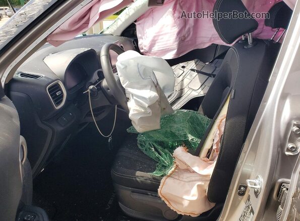 KMHRC8A36TU428122 2026 HYUNDAI VENUE Silver Front interior view