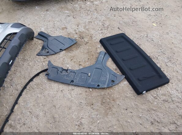 KMHRC8A36TU475585 2026 HYUNDAI VENUE Silver 
