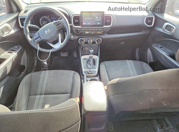 KMHRC8A37MU066979 2021 HYUNDAI VENUE White Вид панелі приладів