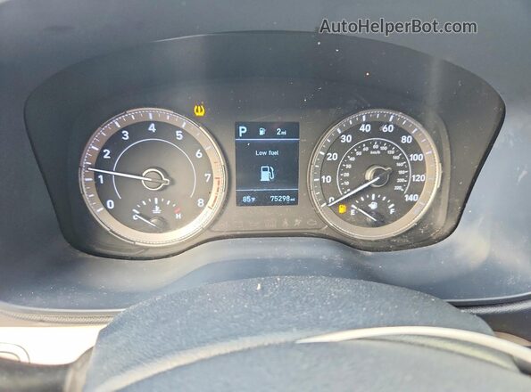 KMHRC8A37NU147000 2022 HYUNDAI VENUE Blue ხელსაწყოთა პანელის ხედი