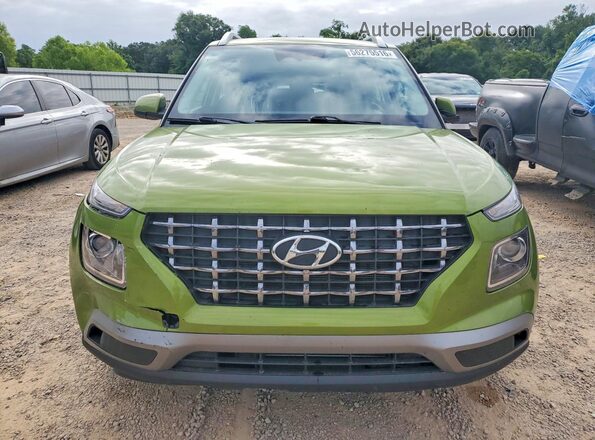 KMHRC8A37PU213662 2023 HYUNDAI VENUE Green Front view