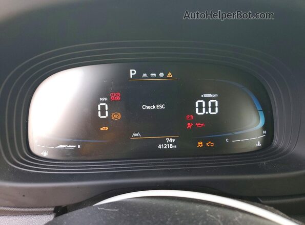KMHRC8A37PU213662 2023 HYUNDAI VENUE Green Instrument cluster view