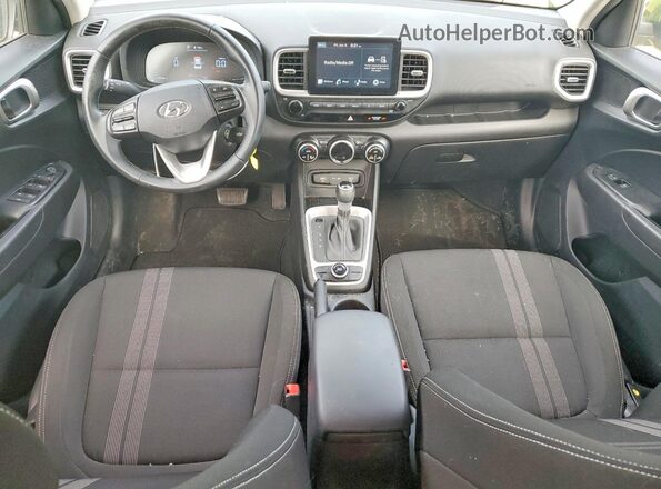KMHRC8A37PU213662 2023 HYUNDAI VENUE Green Dashboard view