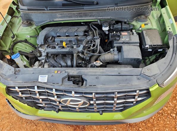 KMHRC8A37PU241462 2023 HYUNDAI VENUE Green Engine compartment view