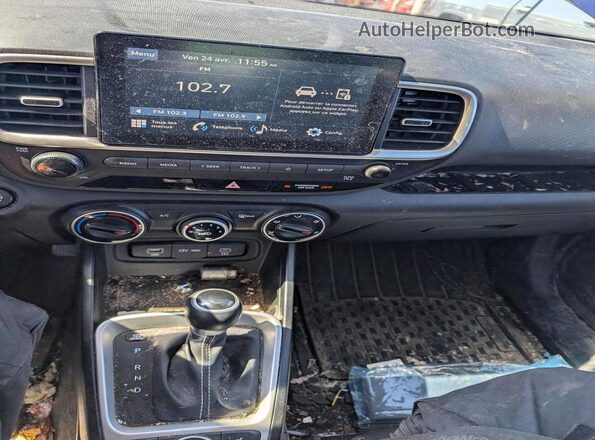 KMHRC8A37PU273974 2023 HYUNDAI VENUE Blue Dashboard view