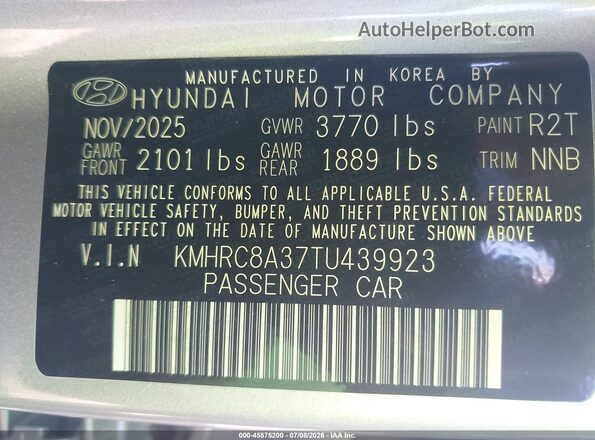 KMHRC8A37TU439923 2026 HYUNDAI VENUE Silver Շարժիչի բաժամունքի տեսք