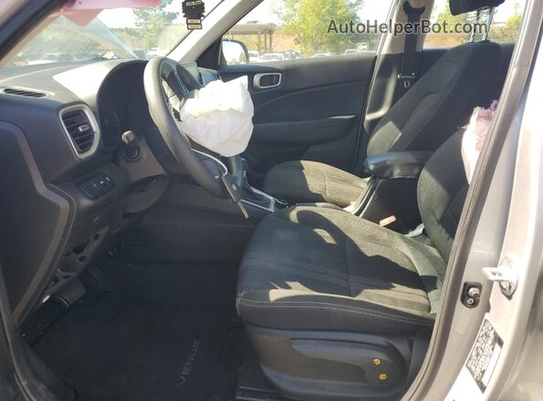 KMHRC8A38LU032693 2020 HYUNDAI VENUE Silver 