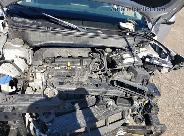 KMHRC8A38LU032693 2020 HYUNDAI VENUE Silver Widok wnętrza z tyłu