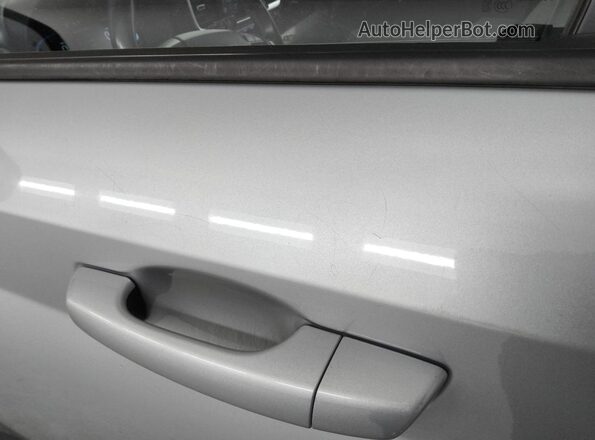 KMHRC8A38PU217056 2023 HYUNDAI VENUE Серебряный 