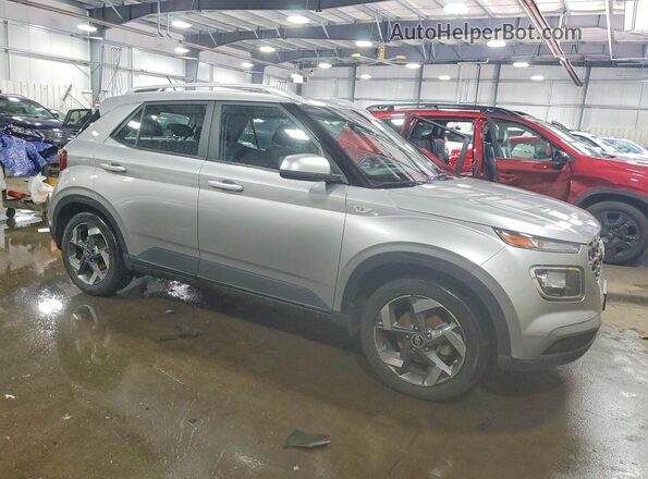 KMHRC8A38PU249411 2023 HYUNDAI VENUE Silver Front right
