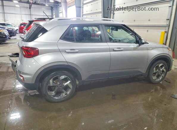 KMHRC8A38PU249411 2023 HYUNDAI VENUE Silver Rear right