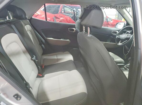 KMHRC8A38PU249411 2023 HYUNDAI VENUE Silver Rear seats view