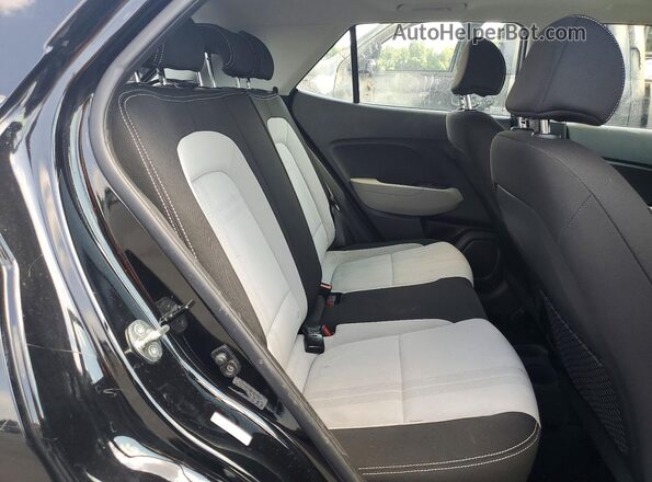 KMHRC8A38RU329777 2024 HYUNDAI VENUE Черный Вид задних сидений