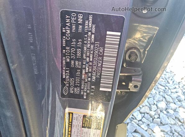KMHRC8A38SU390231 2025 HYUNDAI VENUE Gray Widok naklejki z numerem VIN