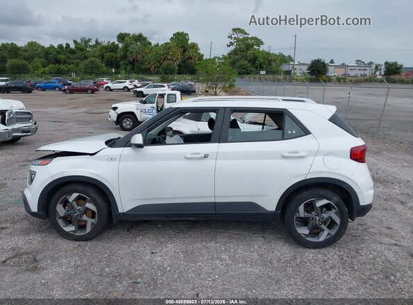 KMHRC8A39LU033948 2020 HYUNDAI VENUE White Widok wnętrza 360 stopni