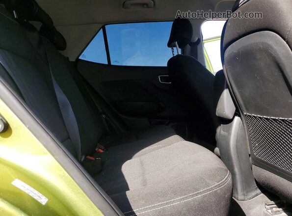 KMHRC8A39MU072802 2021 HYUNDAI VENUE Green Rear interior view