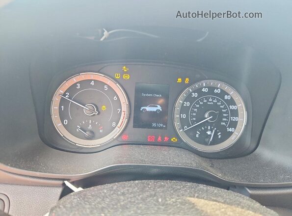 KMHRC8A39MU099739 2021 HYUNDAI VENUE Red Вид щитка приладів