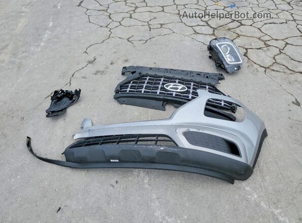 KMHRC8A39RU341887 2024 HYUNDAI VENUE Silver Вид наклейки з VIN-кодом