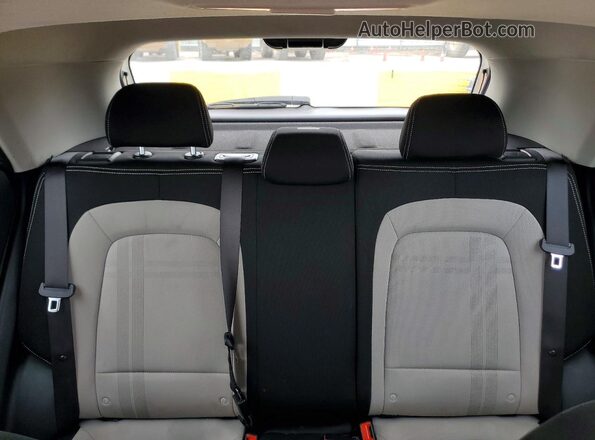KMHRC8A39RU341887 2024 HYUNDAI VENUE Silver Вид задніх сидінь