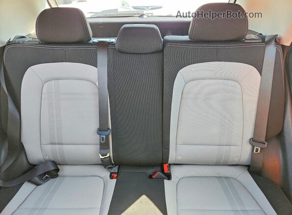 KMHRC8A39SU346268 2025 HYUNDAI VENUE Black Rear seats view