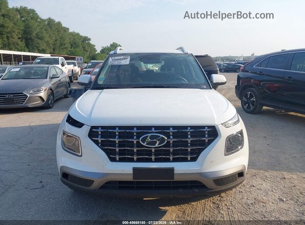 KMHRC8A39TU469697 2026 HYUNDAI VENUE White Սարքավորումների վահանակի տեսք