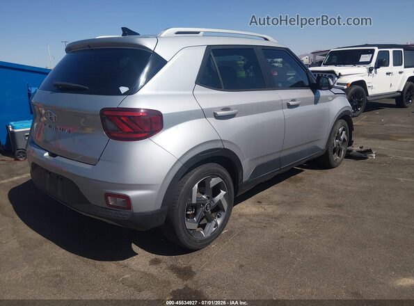 KMHRC8A3XMU072744 2021 HYUNDAI VENUE Silver Задня права чверть
