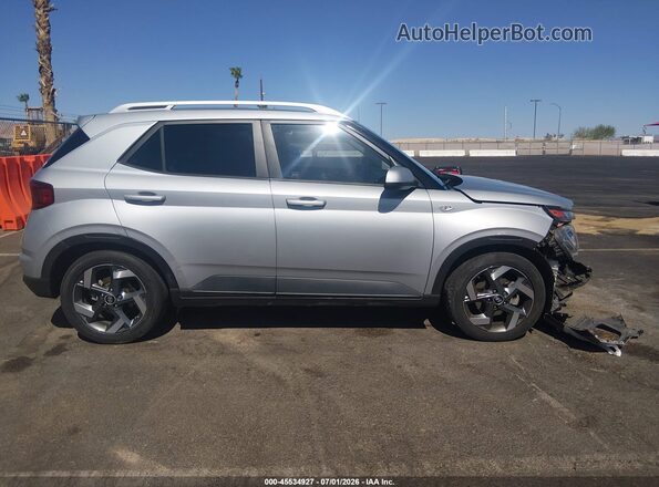 KMHRC8A3XMU072744 2021 HYUNDAI VENUE Silver Вид задньої частини салону