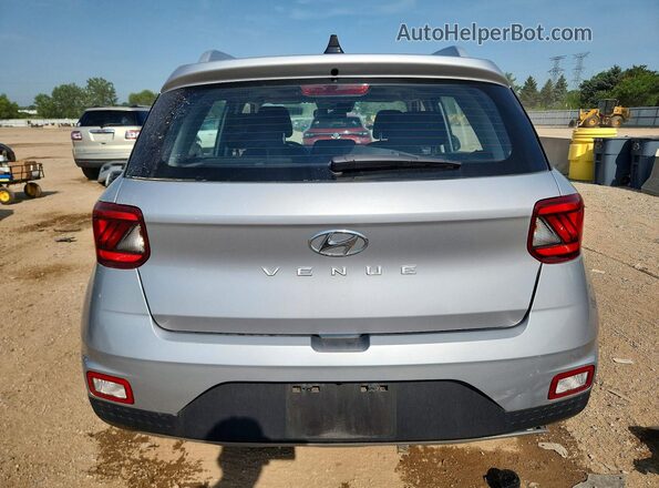 KMHRC8A3XNU194098 2022 HYUNDAI VENUE Silver Вид ззаду