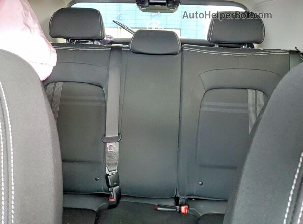 KMHRC8A3XPU234327 2023 HYUNDAI VENUE Silver უკანა სავარძლების ხედი