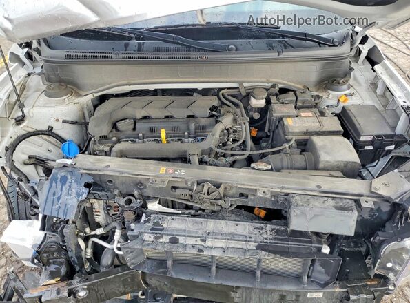 KMHRC8A3XPU234327 2023 HYUNDAI VENUE Silver ძრავის განყოფილების ხედი