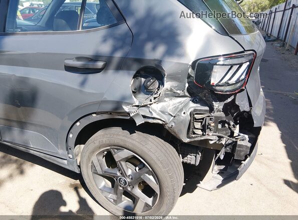 KMHRC8A3XRU304220 2024 HYUNDAI VENUE Gray Widok z przodu