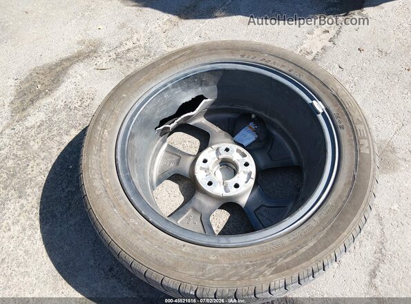 KMHRC8A3XRU304220 2024 HYUNDAI VENUE Gray Widok zestawu wskaźników