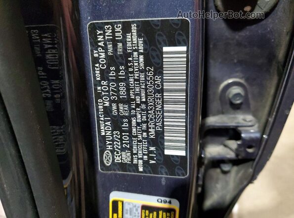 KMHRC8A3XRU305562 2024 HYUNDAI VENUE Blue Widok naklejki z numerem VIN