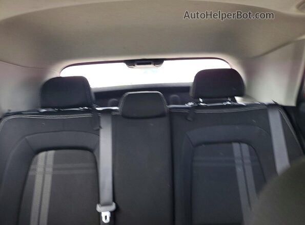 KMHRC8A3XSU408020 2025 HYUNDAI VENUE Red Հետևի նստատեղերի տեսք