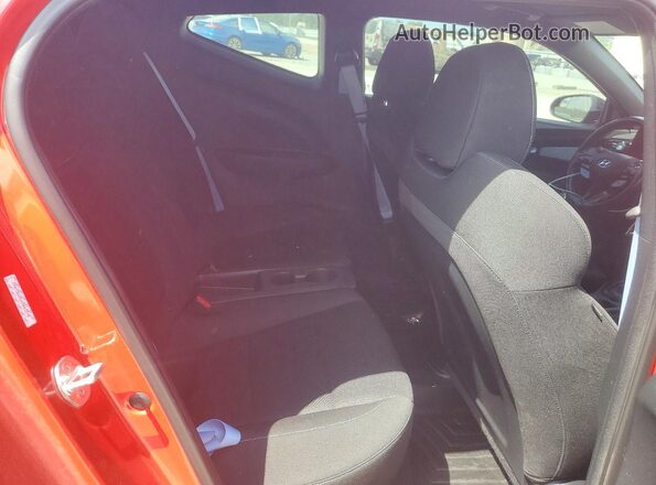 KMHT36AH1KU001578 2019 HYUNDAI VELOSTER Red Vista de los asientos traseros