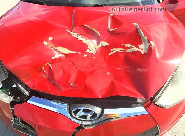 KMHTC6AD1GU267719 2016 HYUNDAI VELOSTER Red Widok wnętrza z tyłu