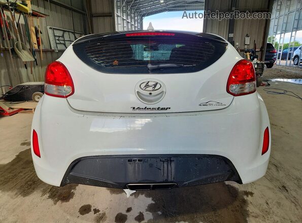KMHTC6AD1GU286433 2016 HYUNDAI VELOSTER White Հետևի տեսք