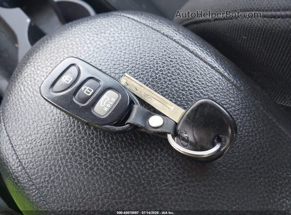 KMHTC6AD2GU274548 2016 HYUNDAI VELOSTER Серебряный Вид панели приборов