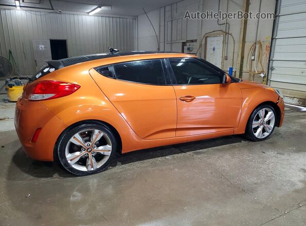 KMHTC6AD2GU301683 2016 HYUNDAI VELOSTER Orange Rear right