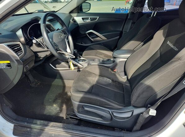 KMHTC6AD2HU312541 2017 HYUNDAI VELOSTER White Սալոնի դիմացի տեսք