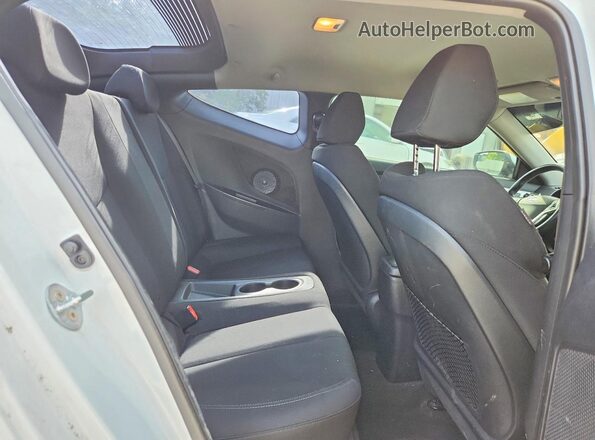 KMHTC6AD2HU312541 2017 HYUNDAI VELOSTER White Հետևի նստատեղերի տեսք
