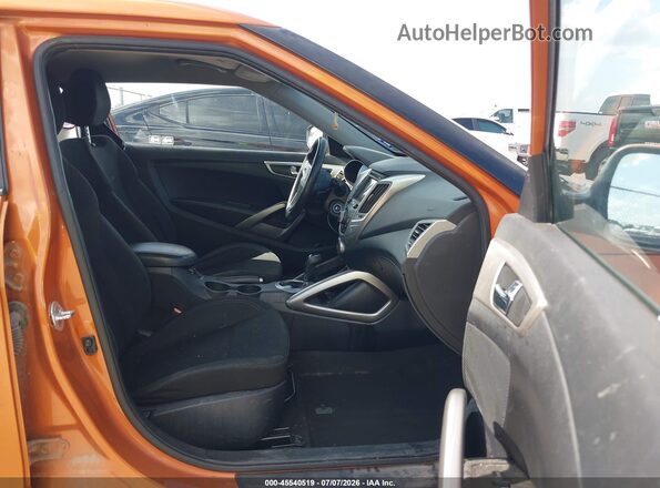 KMHTC6AD3GU297224 2016 HYUNDAI VELOSTER Orange Սալոնի դիմացի տեսք