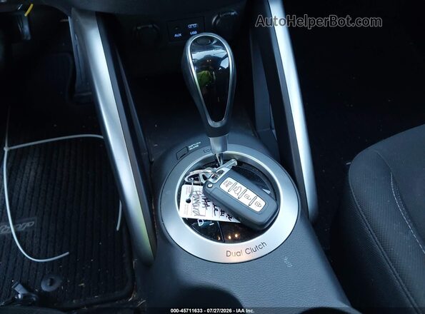 KMHTC6AD4HU318180 2017 HYUNDAI VELOSTER Синий Вид панели приборов