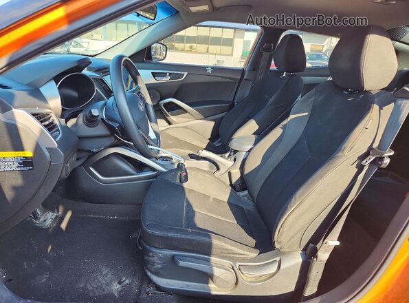 KMHTC6AD5GU287553 2016 HYUNDAI VELOSTER Orange Widok wnętrza z przodu