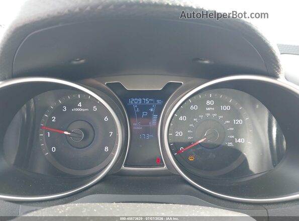 KMHTC6AD6HU312753 2017 HYUNDAI VELOSTER White Widok tylnych siedzeń