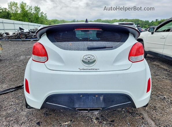 KMHTC6AD7GU267661 2016 HYUNDAI VELOSTER White Rear view